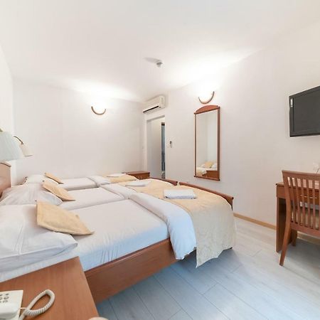 Hotel Hygge Biograd Na Moru Ngoại thất bức ảnh
