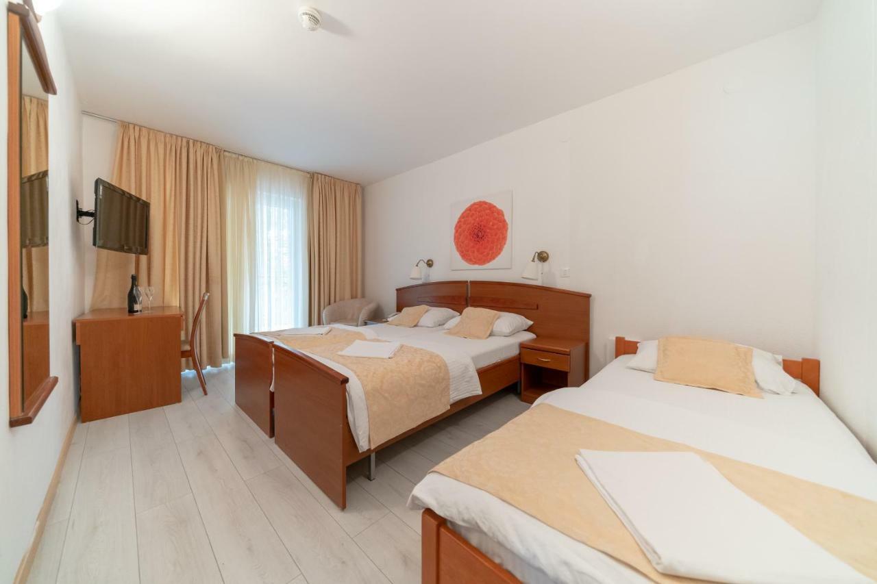 Hotel Hygge Biograd Na Moru Ngoại thất bức ảnh
