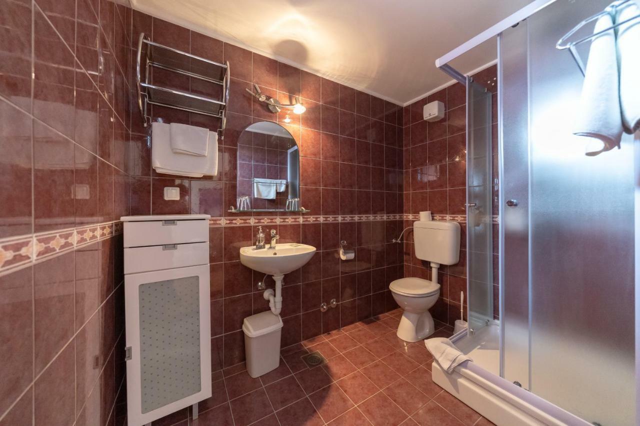 Hotel Hygge Biograd Na Moru Ngoại thất bức ảnh
